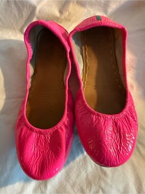 Tieks Women's Patent POP pink Ballet Flats